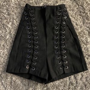 Criss-Cross Shorts